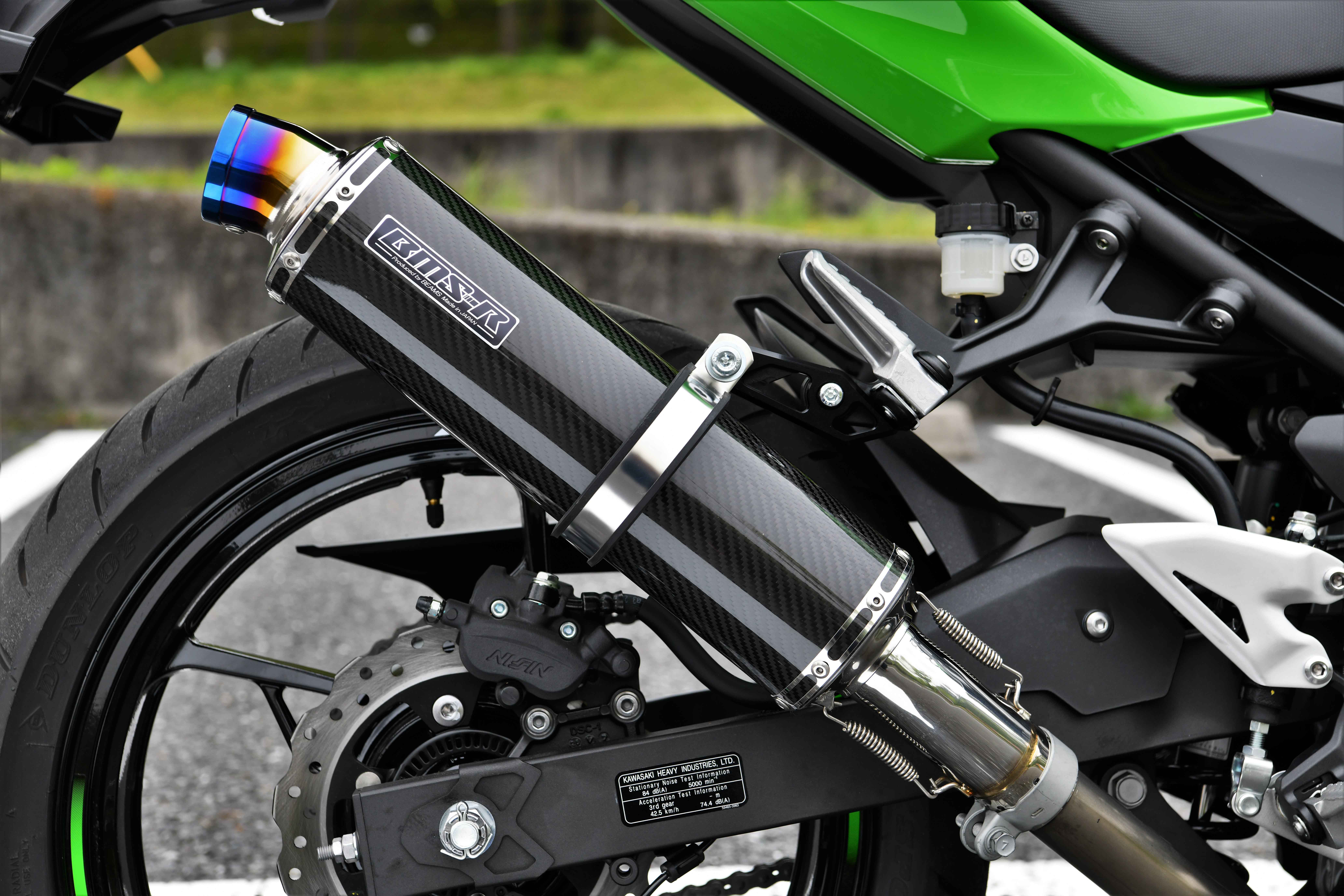 R-EVO カーボン スリップオン：Ninja400 / Z400：2018〜：政府
