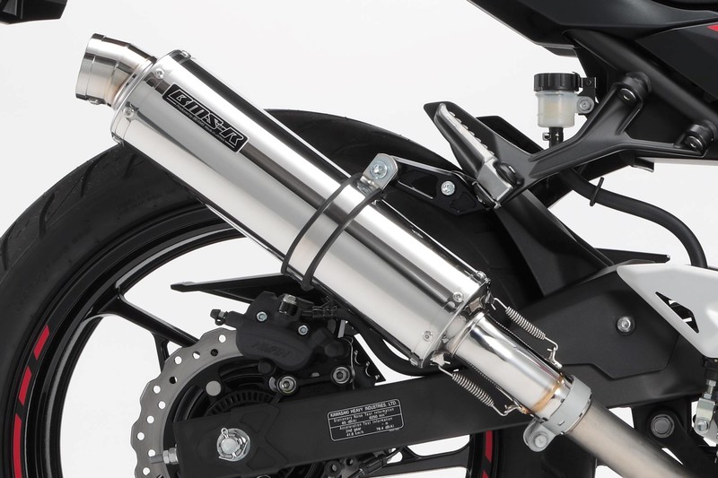 Ninja400 Z400 BEAMS R-EVO スリップオンマフラー R-EVO カーボン スリップオン：Ninja400 / Z400：2022〜：政府