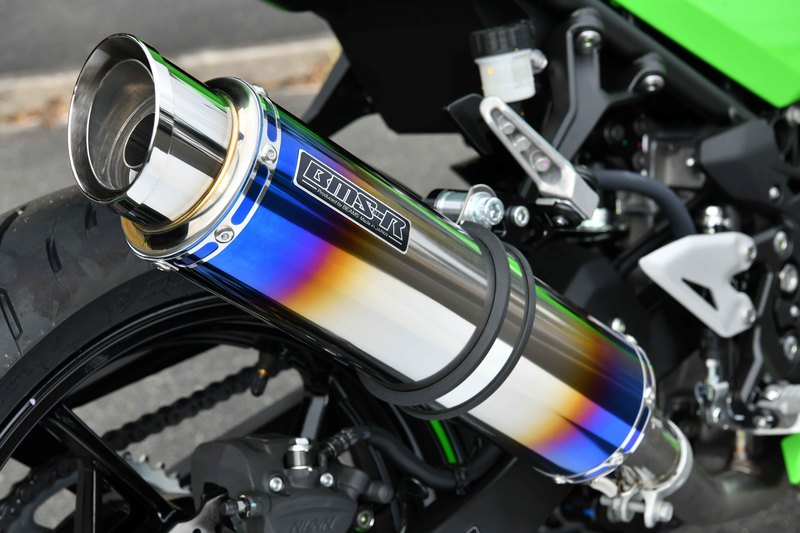 R-EVO2 ヒートチタン スリップオン：Ninja400 / Z400：2022