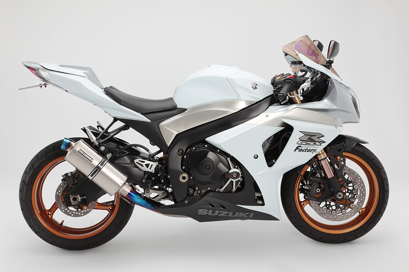 シェイプスクエア チタンソリッド スリップオン：GSX-R1000