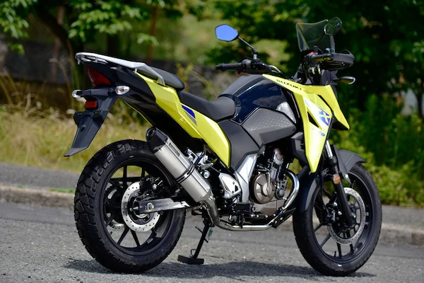 SUZUKI